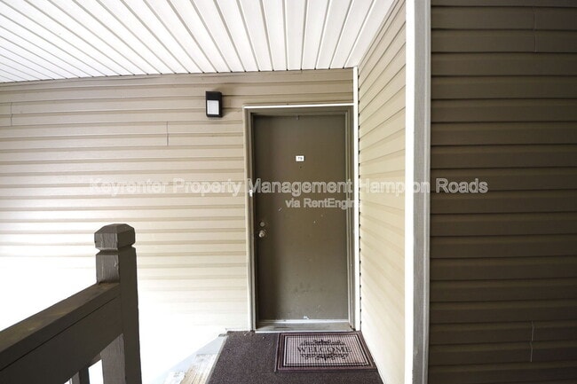 79 Cape Dorey Dr in Hampton, VA - Building Photo - Building Photo