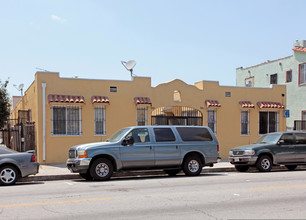 7001 Seville Ave in Huntington Park, CA - Building Photo - Building Photo