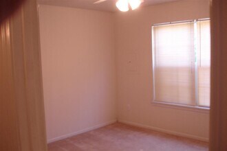 4518 Waterloo Dr in Columbia, MO - Building Photo - Building Photo