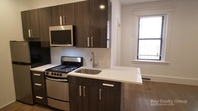 11 Queensberry St-Unit -21 in Boston, MA - Building Photo - Building Photo