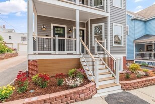 101 Glenwood Rd in Somerville, MA - Building Photo