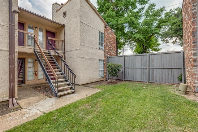 12480 Abrams Rd in Dallas, TX - Building Photo - Building Photo