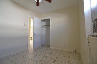 1497 W 31st St in West Palm Beach, FL - Building Photo - Building Photo