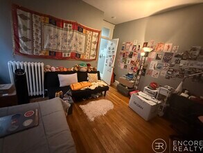 464 Park Dr, Unit 5 in Boston, MA - Foto de edificio - Building Photo