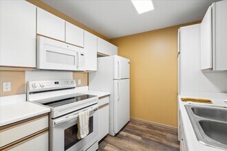 80 Kunihi Ln in Kahului, HI - Building Photo - Building Photo