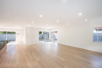13912 SW 103rd Ln in Miami, FL - Building Photo - Building Photo