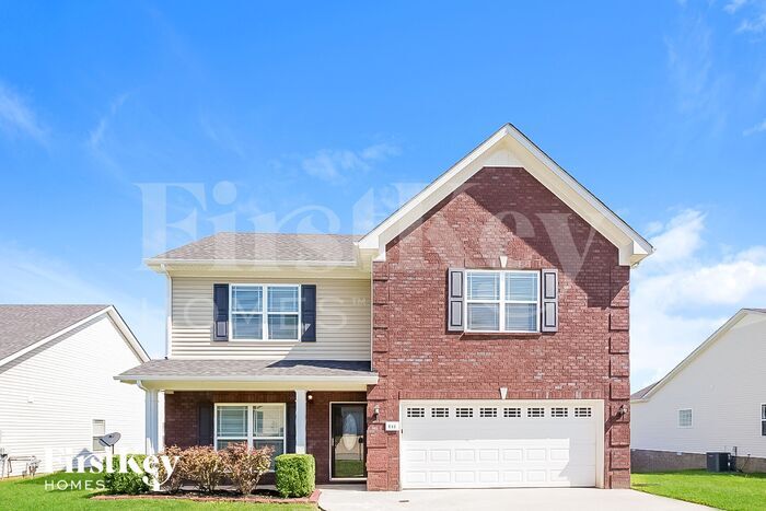 844 Cherry Blossom Ln in Clarksville, TN - Building Photo