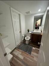 9220 Fontainebleau Blvd in Miami, FL - Building Photo - Building Photo