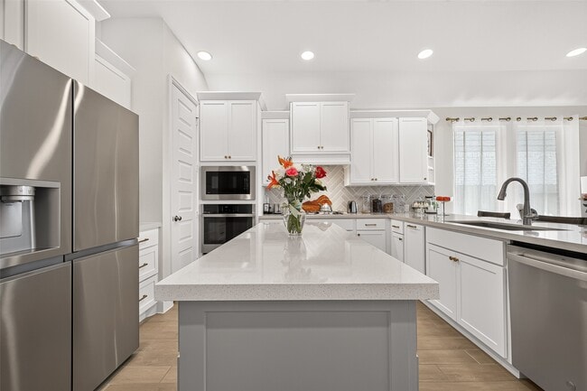 property at 427 Mulberry Creek St