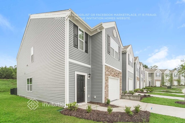 11755 Brier Vlg Ln in Charlotte, NC - Foto de edificio - Building Photo