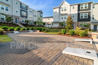 4472 Millennium Ave in Charlotte, NC - Building Photo - Building Photo