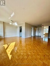 10 Shallmar Blvd in Toronto, ON - Building Photo - Building Photo