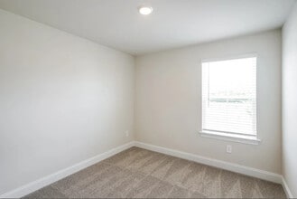 228 River Rock Dr in Lebanon, TN - Building Photo - Building Photo