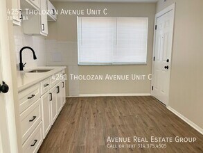 4251 Tholozan Ave in St. Louis, MO - Building Photo - Building Photo