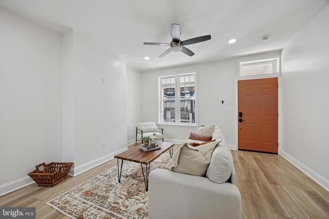 1526 N Hollywood St in Philadelphia, PA - Building Photo - Building Photo