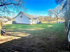 142 Rocktree Ct in Raeford, NC - Building Photo - Building Photo