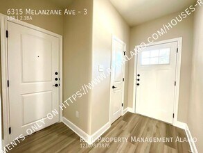 6315 Melanzane Ave in San Antonio, TX - Building Photo - Building Photo