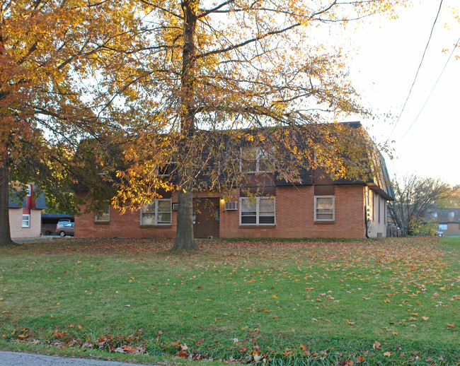 5029 Aravesta Ave in Youngstown, OH - Building Photo - Building Photo