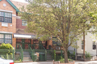 310 Chauncey St in Brooklyn, NY - Building Photo - Building Photo