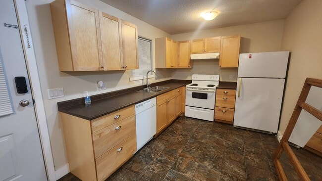 property at 2262 Ashlee Rd