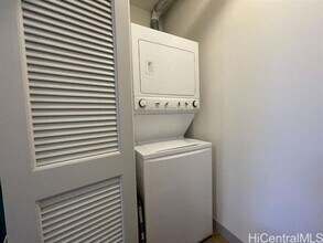 610 Ala Moana Blvd in Honolulu, HI - Building Photo - Building Photo