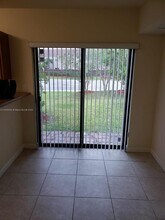 22551 SW 88th Pl in Cutler Bay, FL - Building Photo - Building Photo