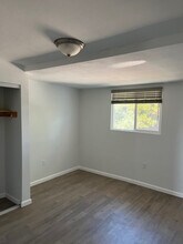 2204 E 24th St in Oakland, CA - Foto de edificio - Building Photo