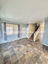 15381 Citation Ave in Fontana, CA - Building Photo - Building Photo