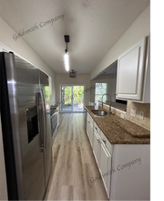 815 Weybourne Dr in Greenville, SC - Building Photo - Building Photo