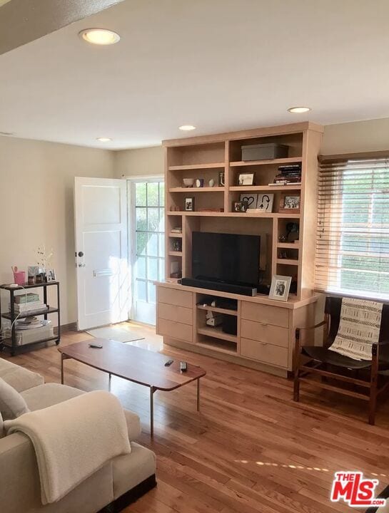 2329 Clark Ave in Los Angeles, CA - Building Photo - Building Photo