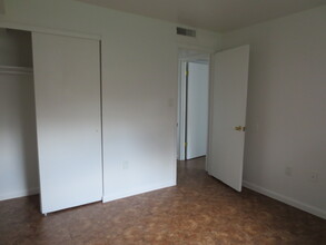 7500 Prince Cole Ct, Unit 8 in Manassas, VA - Building Photo - Building Photo