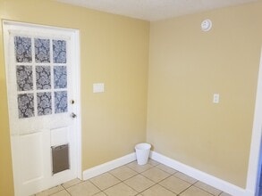1198 Sherman Ave in Tavares, FL - Building Photo - Building Photo