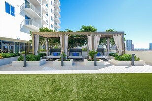 ParkLine Palm Beaches in West Palm Beach, FL - Building Photo