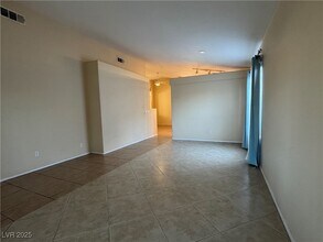 2455 Avenida Sol in Henderson, NV - Building Photo - Building Photo