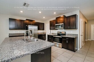 1565 Blue Rose Dr in Ruskin, FL - Building Photo - Building Photo