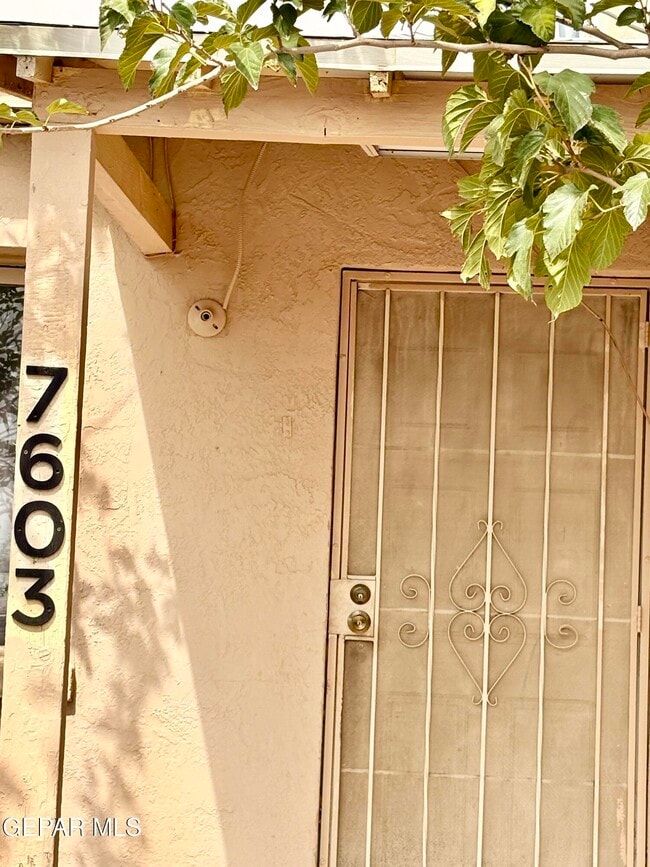 7603 Hermosillo Dr in El Paso, TX - Building Photo - Building Photo