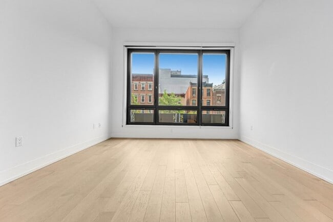 property at 550 Vanderbilt Ave