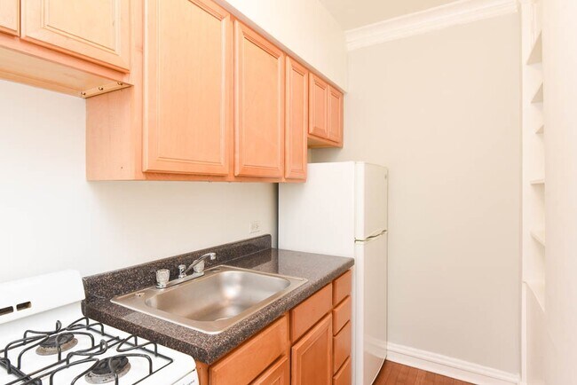 4646 N Paulina in Chicago, IL - Building Photo - Building Photo