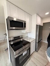 61 Stonehurst Blvd, Unit D in Freehold, NJ - Building Photo - Building Photo
