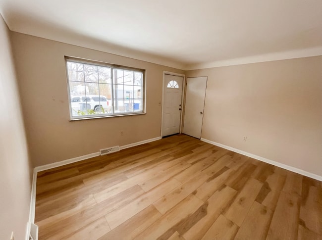 1517 Greenwood Ave in Toledo, OH - Building Photo - Building Photo