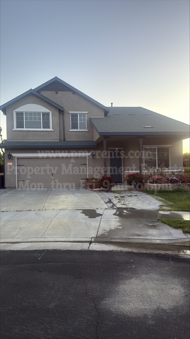 16101 Old Glory Ct in Lathrop, CA - Building Photo - Building Photo