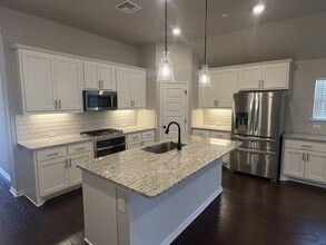 189 Painted Creek Wy in Niederwald, TX - Building Photo - Building Photo