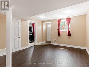 1373 Wallig Ave in Oshawa, ON - Building Photo - Building Photo