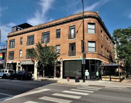 3323 N Halsted St, Unit 3 Apartments