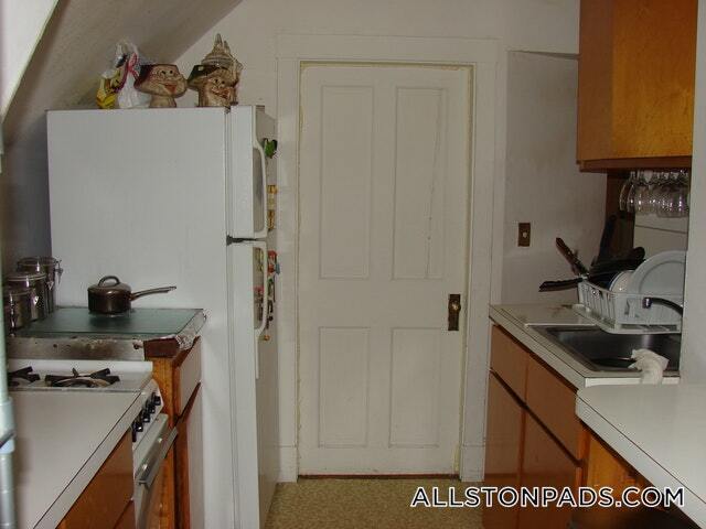 18 Quint Ave in Boston, MA - Building Photo - Building Photo