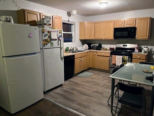 266 Robinson St in Pittsburgh, PA - Building Photo - Building Photo