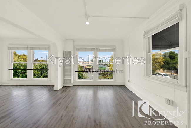 318 Napa Ave