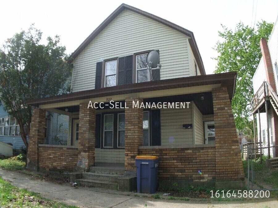 922 Hovey St SW in Grand Rapids, MI - Building Photo