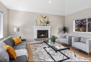 815 213th St SE in Bothell, WA - Building Photo - Building Photo