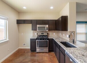 4515 Esper Ln in Austin, TX - Building Photo - Building Photo